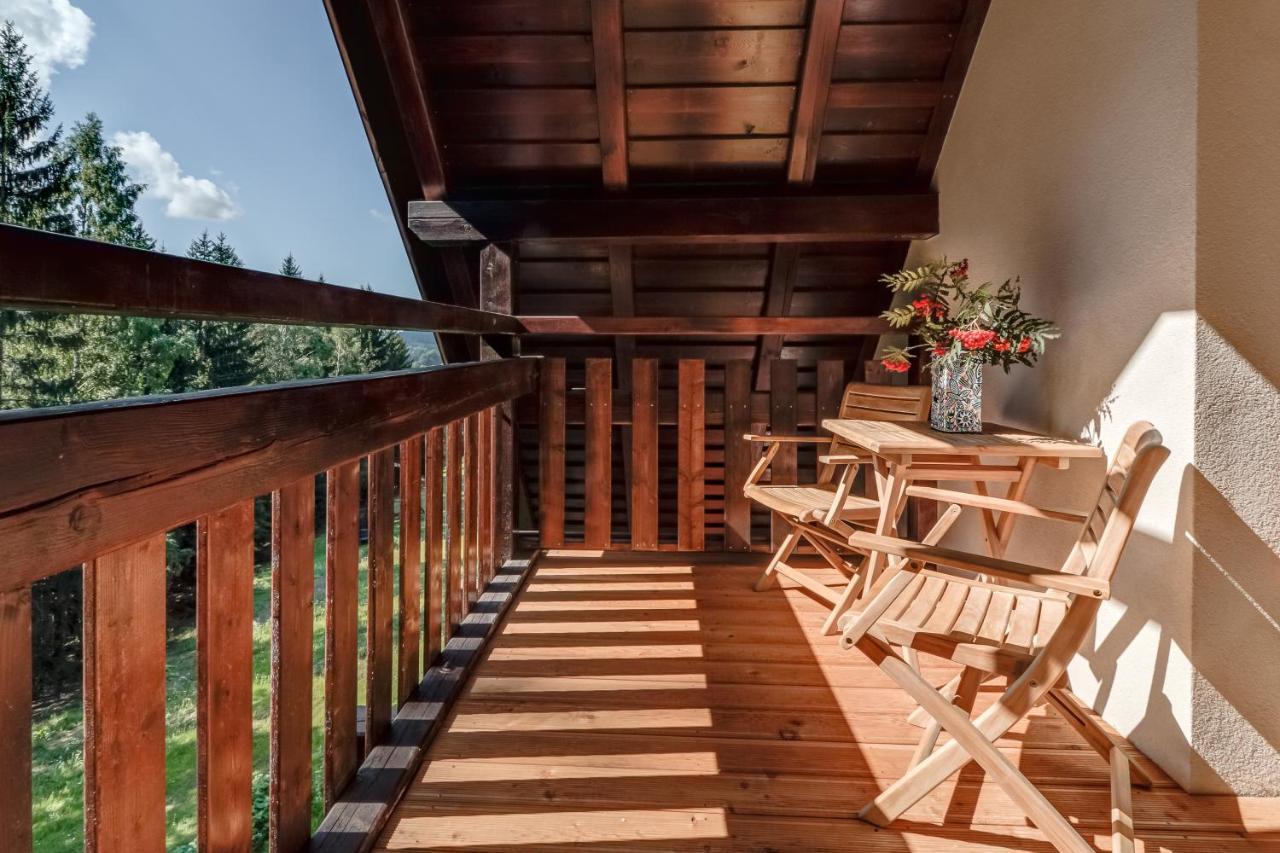 Ski, Hike & Bike Apartman โรกีนีซ นัด ยีเซอโร ภายนอก รูปภาพ