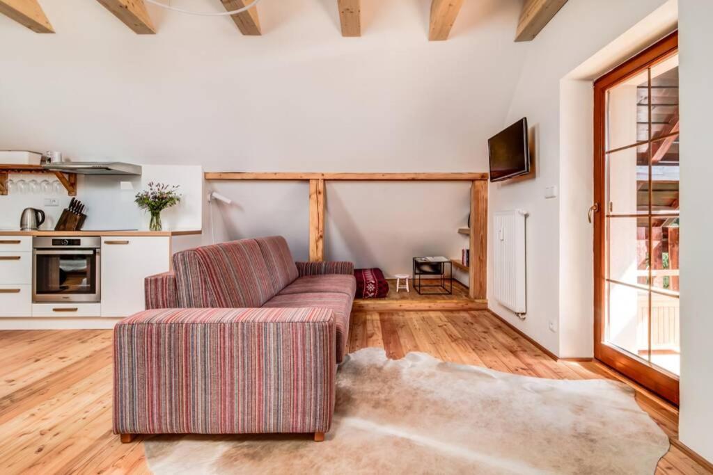 Ski, Hike & Bike Apartman โรกีนีซ นัด ยีเซอโร ภายนอก รูปภาพ
